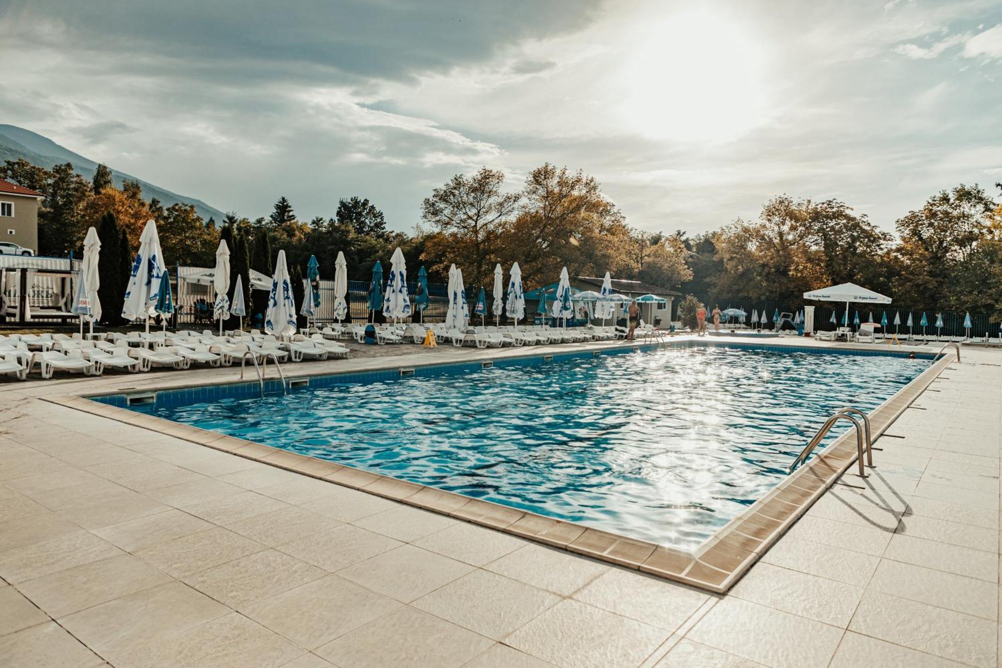 7 Lakes Camping Sapareva Banya Dış mekan fotoğraf